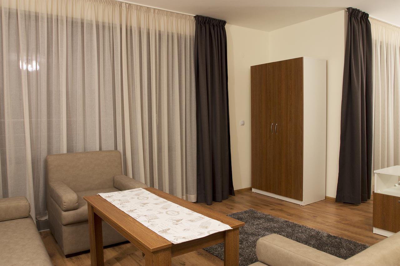 Хотел Perla Streltscha Exterior foto