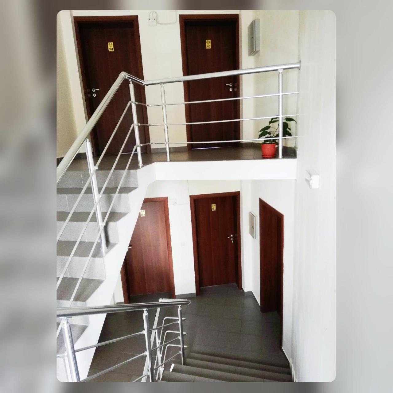 Хотел Perla Streltscha Exterior foto