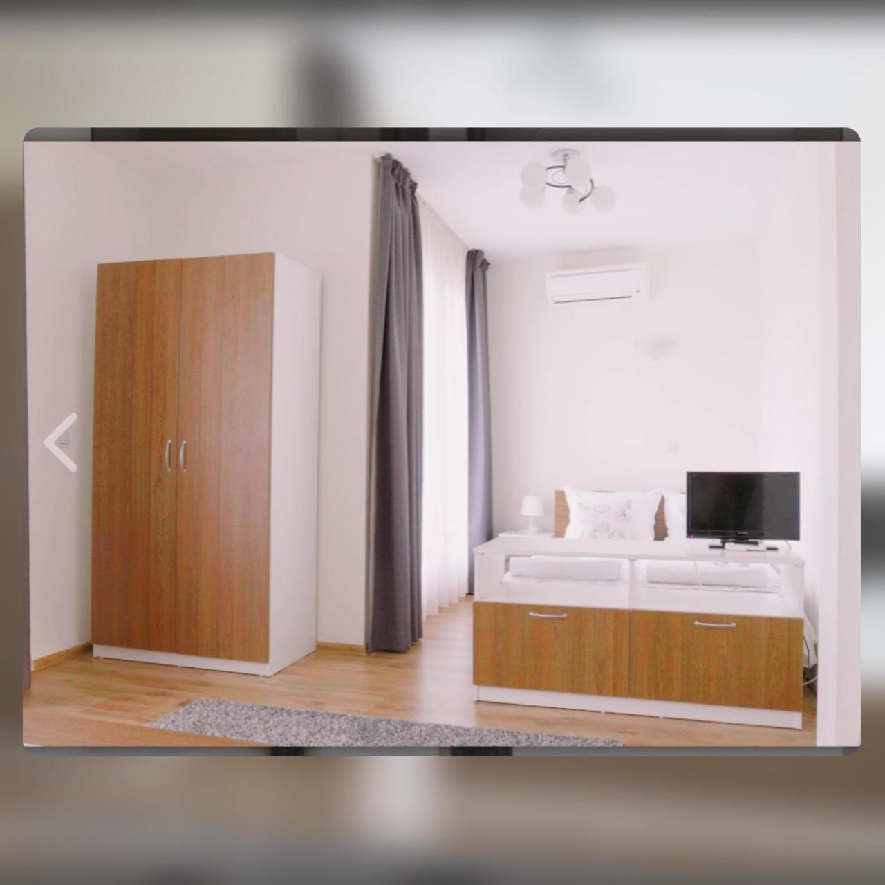 Хотел Perla Streltscha Exterior foto